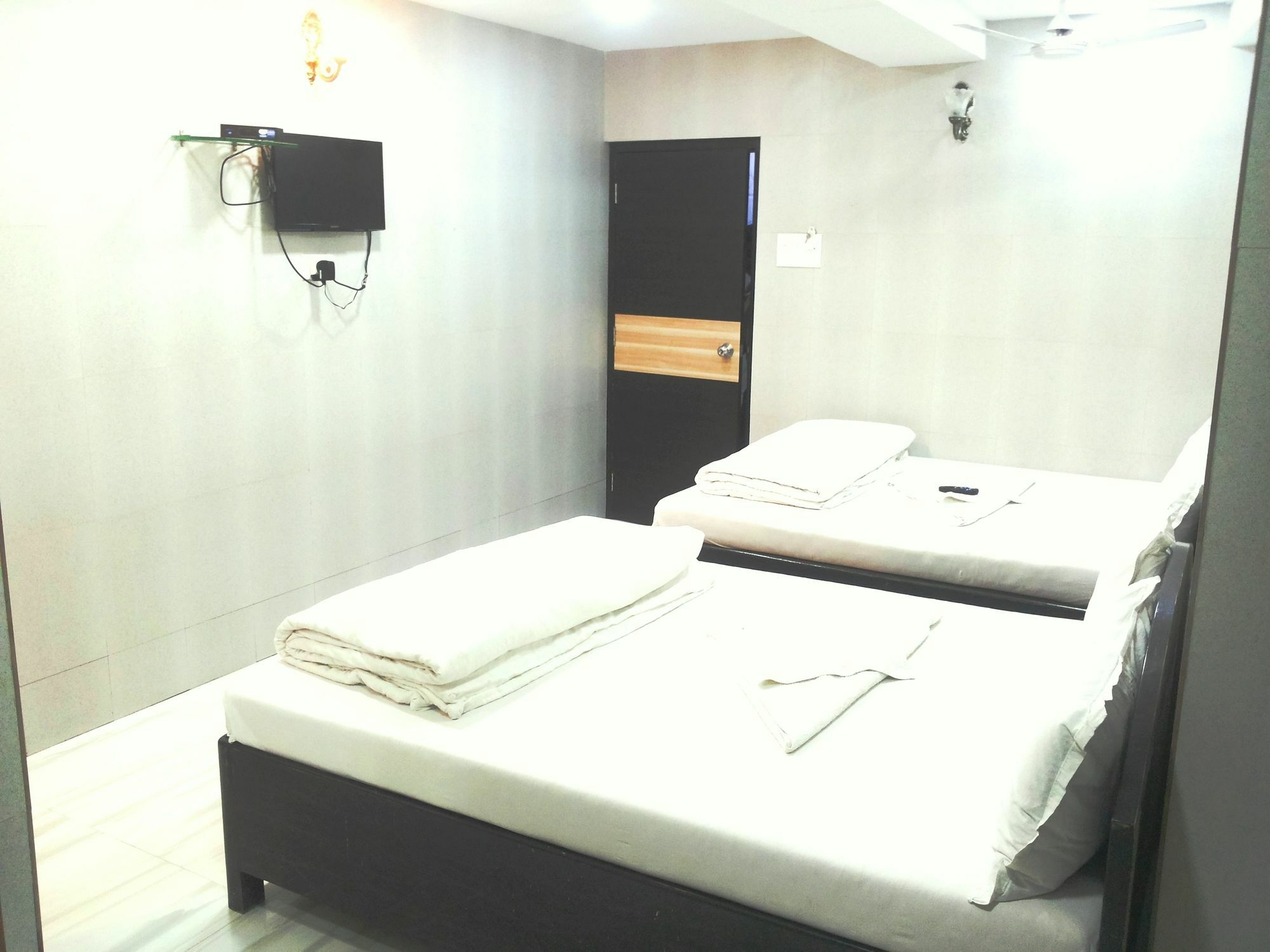 Hotel Holiday Inn Mumbai Bagian luar foto