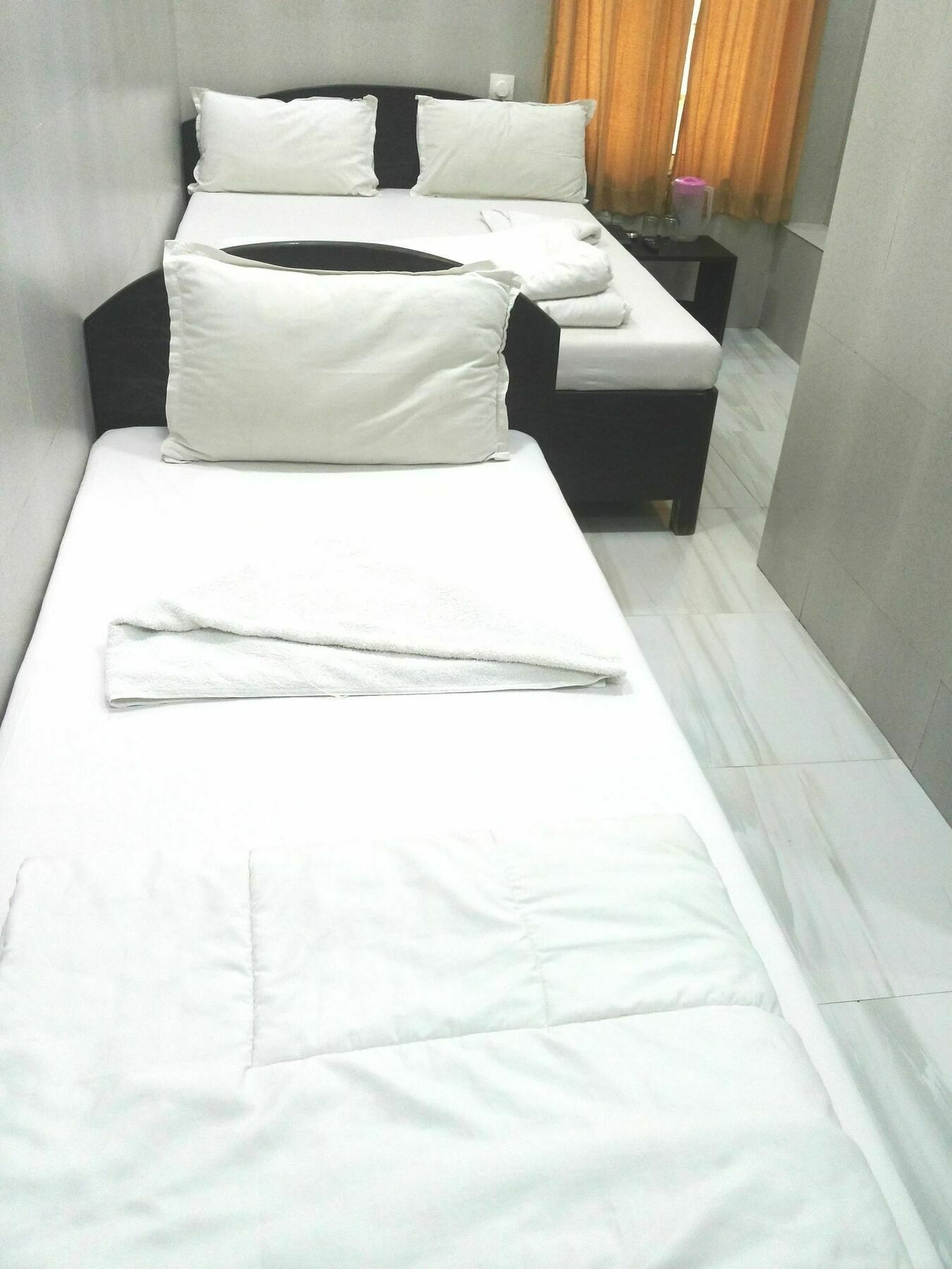 Hotel Holiday Inn Mumbai Bagian luar foto